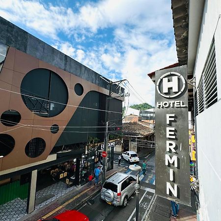 Hotel Fermin Санта-Роса-де-Кабаль Экстерьер фото