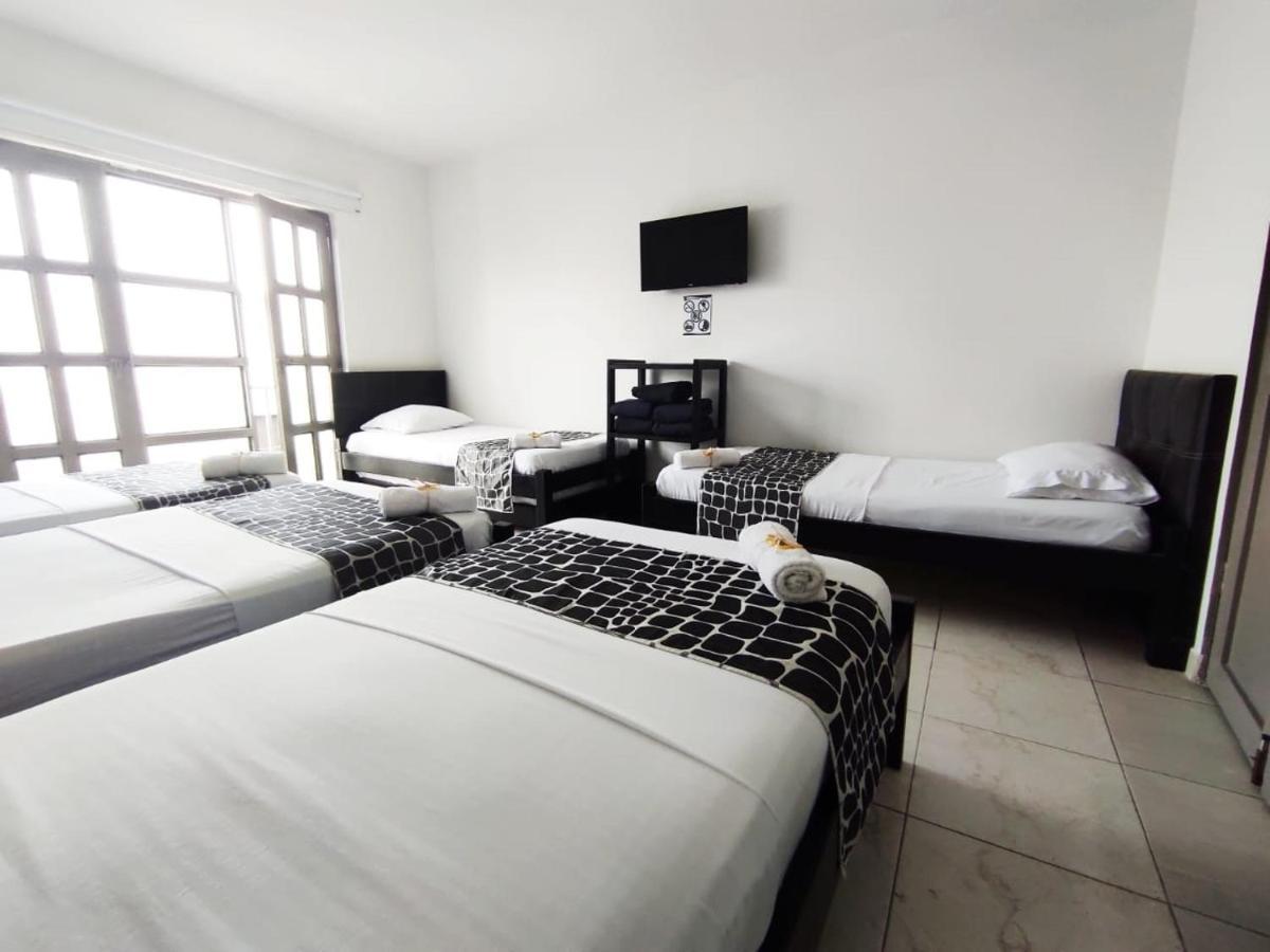 Hotel Fermin Санта-Роса-де-Кабаль Экстерьер фото